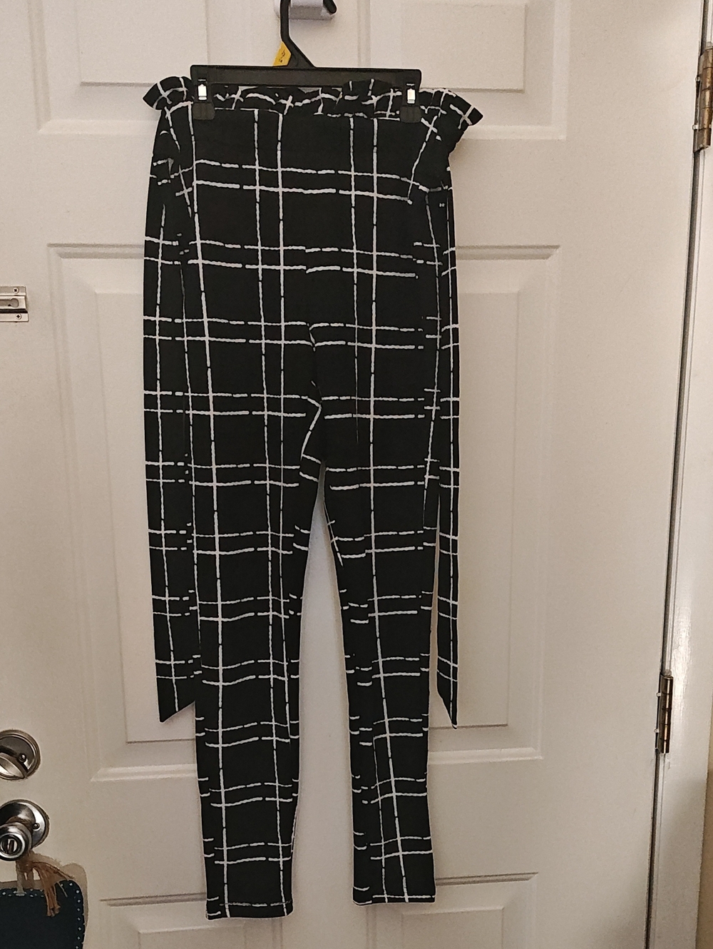 SHEIN Black & White Windowpane Paperbag Waist Skinny Pants